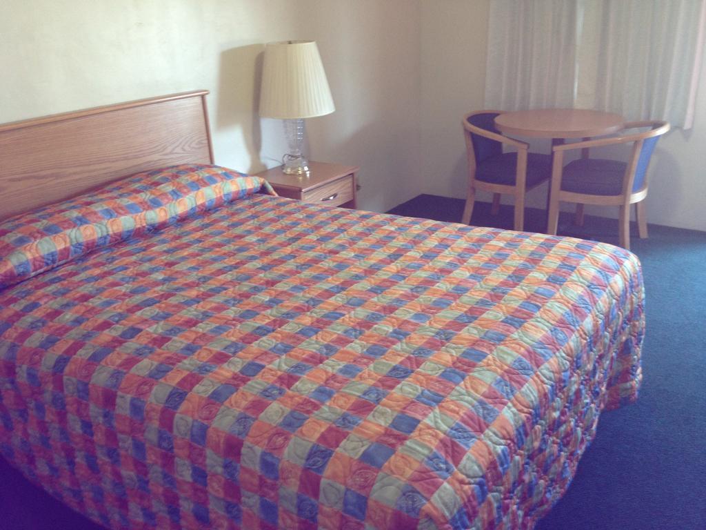 Hacienda Motel San Jacinto 객실 사진